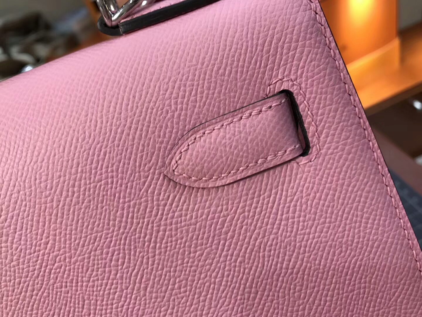 HERMES 爱马仕 8w rose azalee 新唇膏粉 新玫瑰粉 Kelly 28CM 现货系列 配全套专柜原版包装 银扣