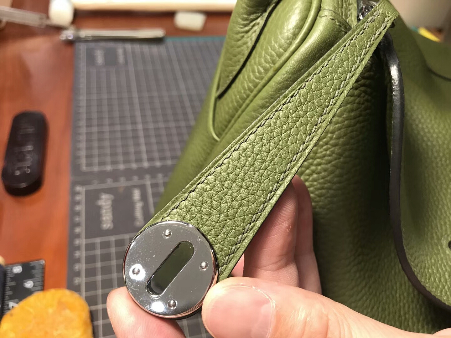 爱马仕 HERMES Lindy 26/30cm 6h橄榄绿vert veronese 银扣 配全套专柜原版包装