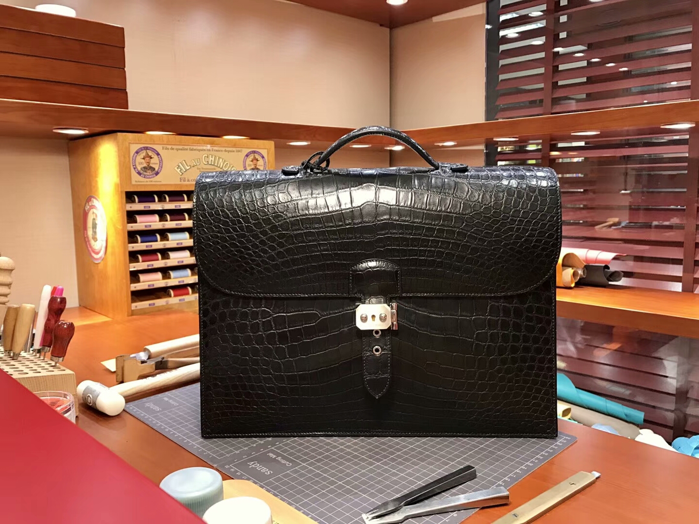 HERMES 爱马仕 男士公文包 亚光 黑色 现货系列 配全套专柜原版包装 银扣