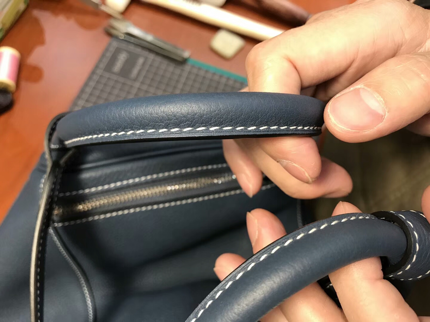 爱马仕 HERMES Lindy 26/30cm CKN7 风暴蓝 Bleu Tempete 银扣 配全套专柜原版包装