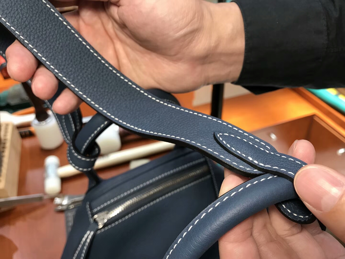 爱马仕 HERMES Lindy 26/30cm CKN7 风暴蓝 Bleu Tempete 银扣 配全套专柜原版包装