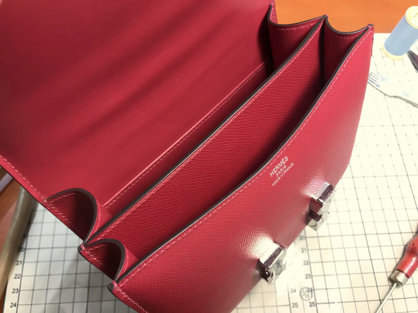 HERMES 爱马仕 空姐包 Constance  k1 rouge grenat 石榴红 银扣