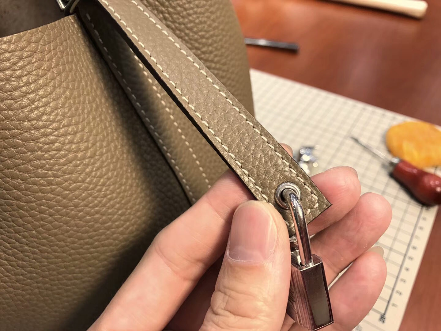 大象灰 Etoupe CK18 爱马仕 HERMES 菜篮子 Picotin 配全套专柜原版包装 全球发售