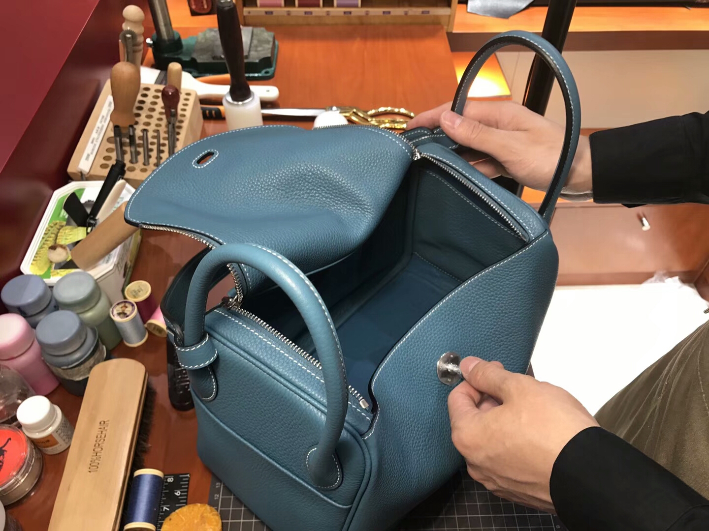 爱马仕 HERMES Lindy 26/30cm r2玛瑙蓝 银扣 配全套专柜原版包装