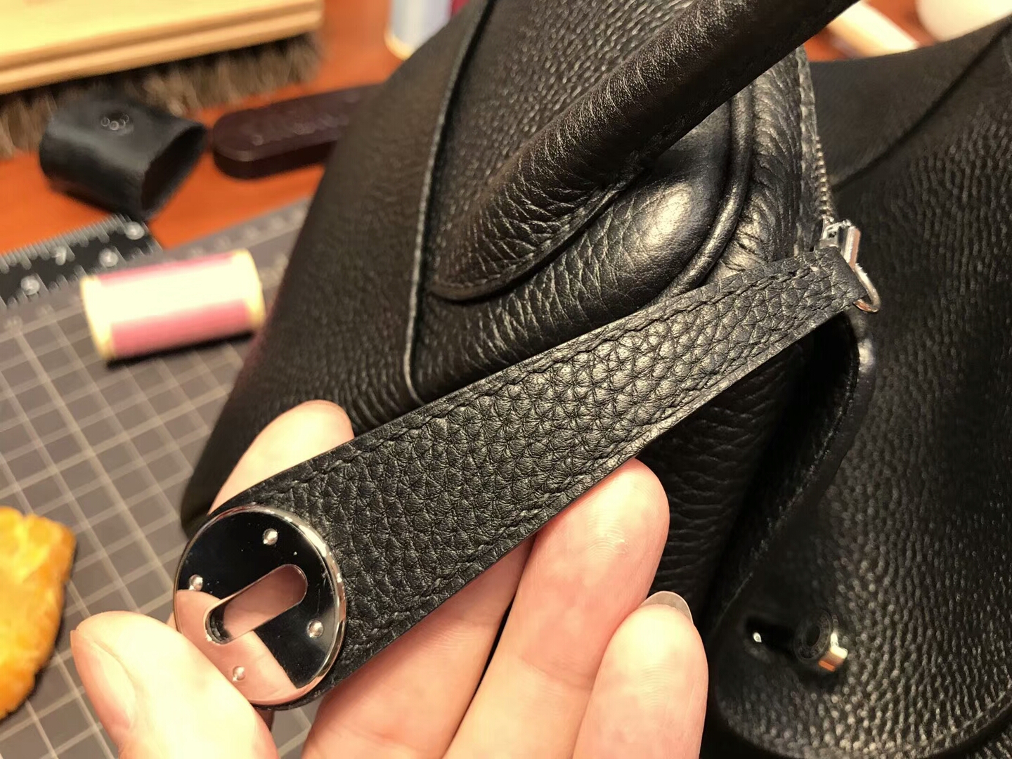 爱马仕 HERMES Lindy 26/30cm CK89 Noir 黑色  银扣 配全套专柜原版包装