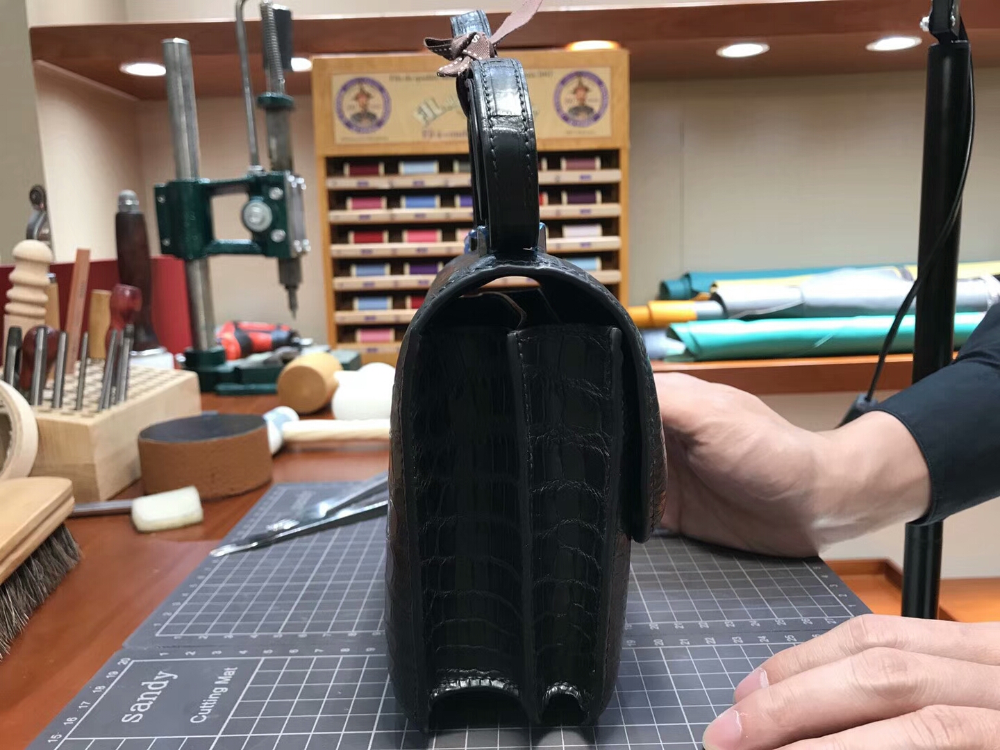 HERMES 爱马仕 空姐包 Constance BLACK 黑色 哑光鳄鱼皮 配全套专柜原版包装