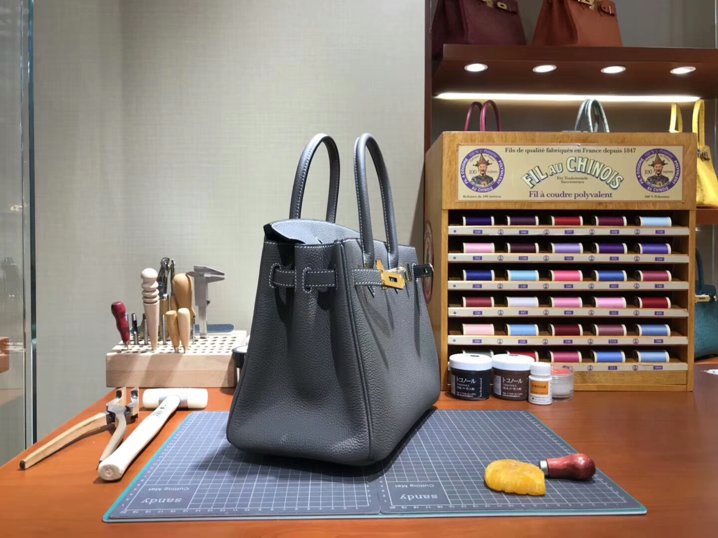 爱马仕 HERMES 铂金包 Birkin 30cm 配全套专柜原版包装 全球发售8M巴黎银河灰 Gris paris 