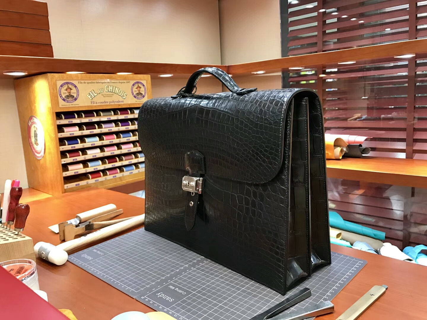 HERMES 爱马仕 男士公文包 亚光 黑色 现货系列 配全套专柜原版包装 银扣
