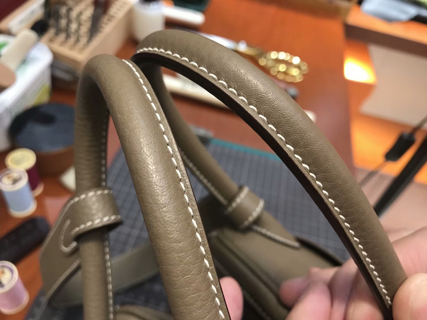 爱马仕 HERMES Lindy 26/30cm 8F 錫器灰 Etain 银扣 配全套专柜原版包装