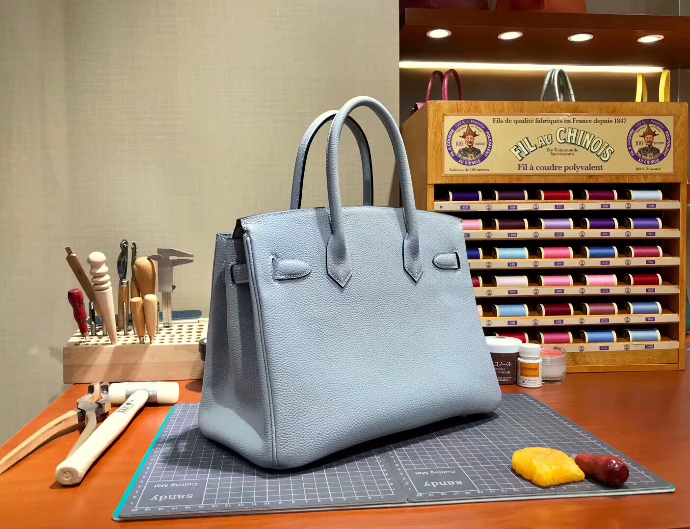 爱马仕 HERMES 铂金包 Birkin 30cm 配全套专柜原版包装 全球发售 海鸥灰 4z gris mouette