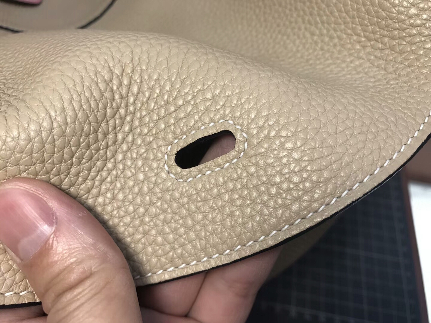 爱马仕 HERMES Lindy 26/30cm s2 风衣灰 trench 银扣 配全套专柜原版包装