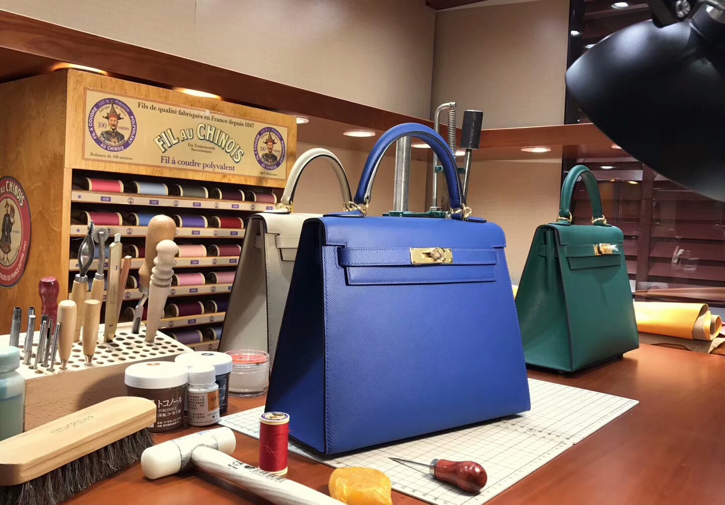 爱马仕HERMES CC73 宝石蓝 Blue Saphir Kelly 28CM 现货系列 配全套专柜原版包装