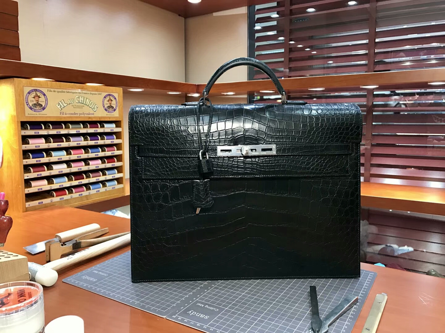 HERMES 爱马仕 男士公文包 亚光 黑色 现货系列 配全套专柜原版包装 银扣