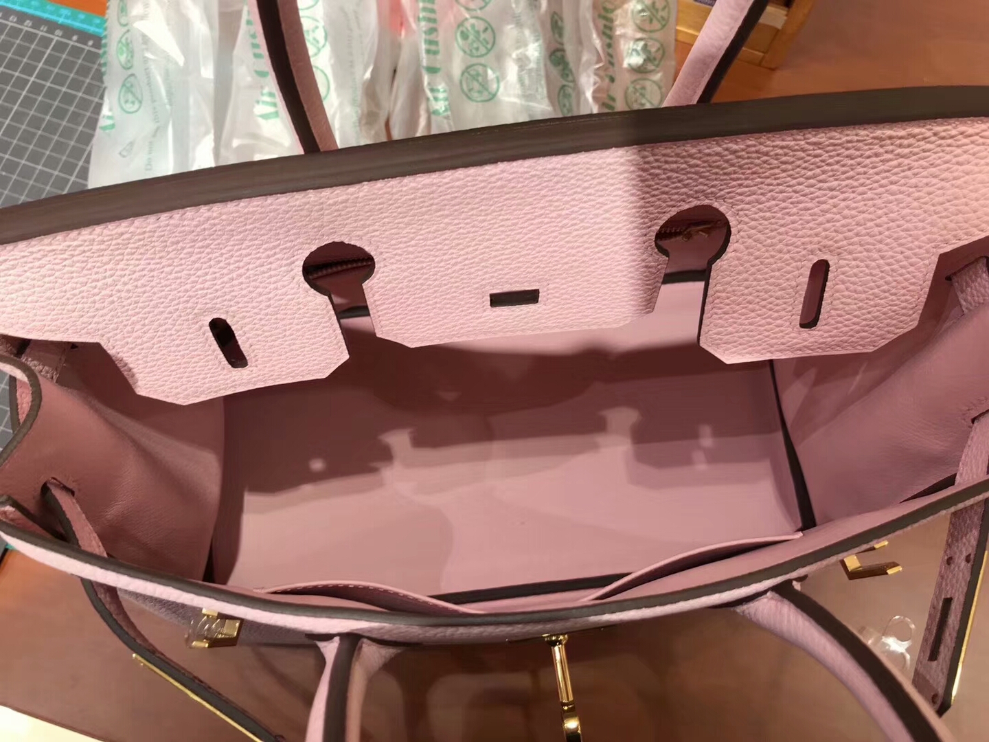 爱马仕 HERMES 铂金包 Birkin 30cm 配全套专柜原版包装 全球发售 3Q 水粉色 rose sakura