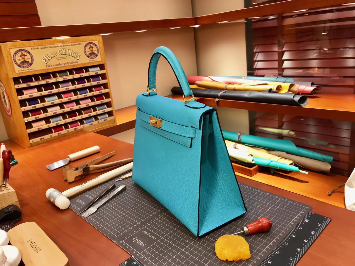 爱马仕HERMES7B 松石蓝 Turquoise Blue Kelly 28CM 现货系列 配全套专柜原版包装 掌纹