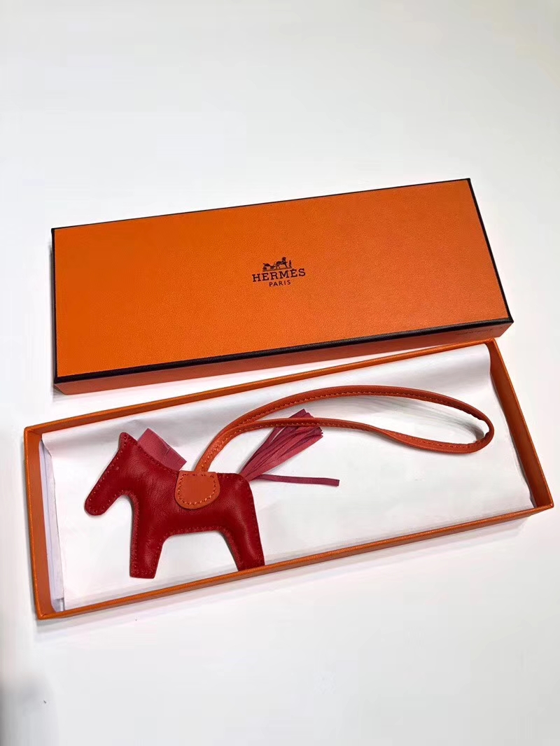 HERMES 爱马仕 手工定制 小马挂饰 现货 s5 番茄红 rouge tomate 新唇膏粉8w 玫瑰粉 走线清晰 百搭挂件