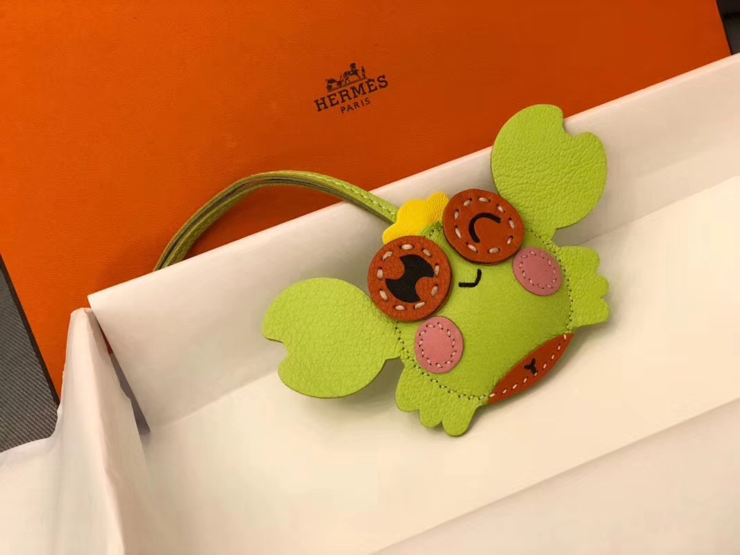 HERMES 爱马仕 手工定制 螃蟹挂饰 现货 vert anis cc66 苹果绿 走线清晰 百搭挂件
