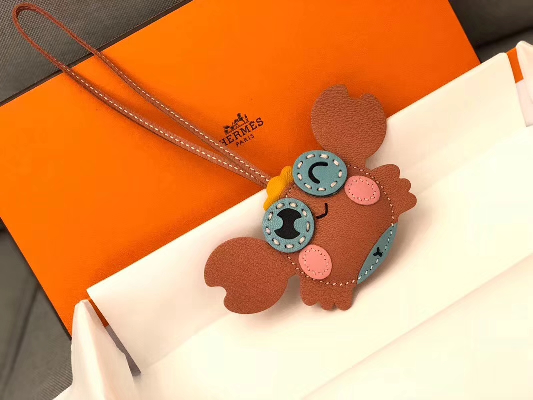 HERMES 爱马仕 手工定制 螃蟹挂饰 现货 ck37 金棕色 gold 走线清晰 百搭挂件