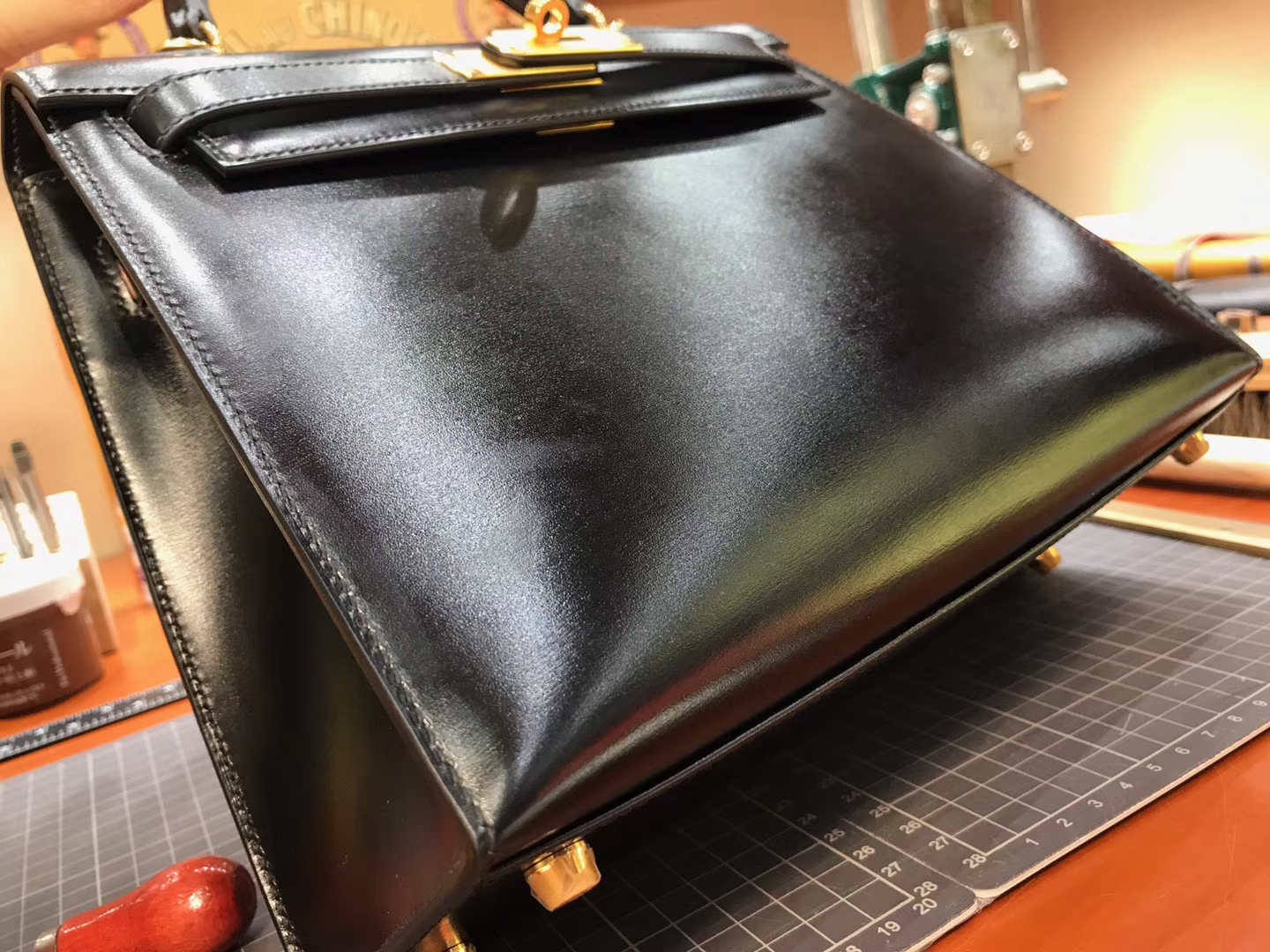 HERMES 爱马仕 BLACK 黑色 Kelly 28CM 现货系列 配全套专柜原版包装 银扣