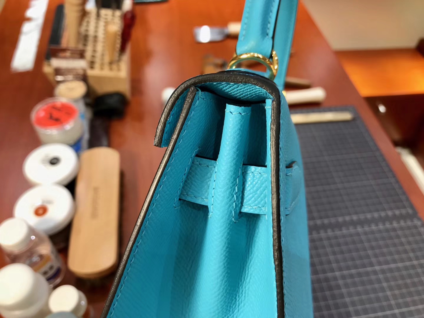 爱马仕HERMES7B 松石蓝 Turquoise Blue Kelly 28CM 现货系列 配全套专柜原版包装 掌纹