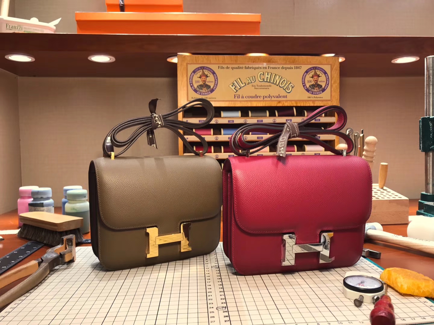 HERMES 空姐包 Constance  k1 rouge grenat 石榴红/大象灰 Etoupe CK18 