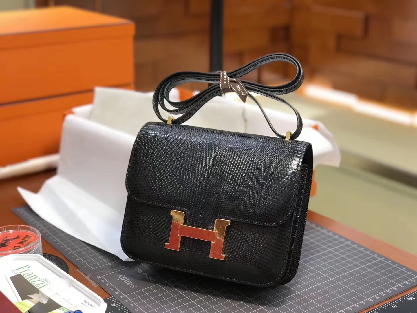 Hermes 爱马仕 空姐包 Constance 蜥蜴皮89 Nior 黑色 定制15-20天发货 配全套专柜原版包装