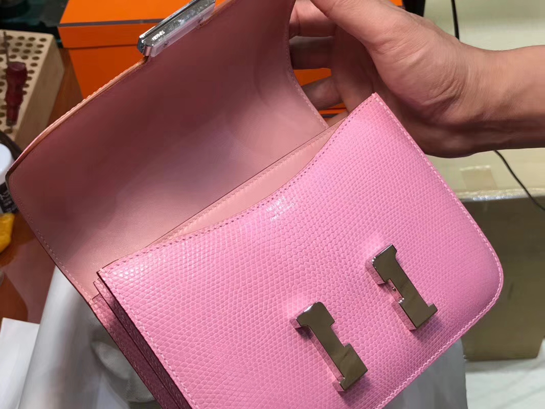 Hermes 爱马仕 空姐包 Constance 蜥蜴皮 8W 新唇膏粉 新玫瑰粉 Rose Azalee 定制15-20天发货 配全套专柜原版包装