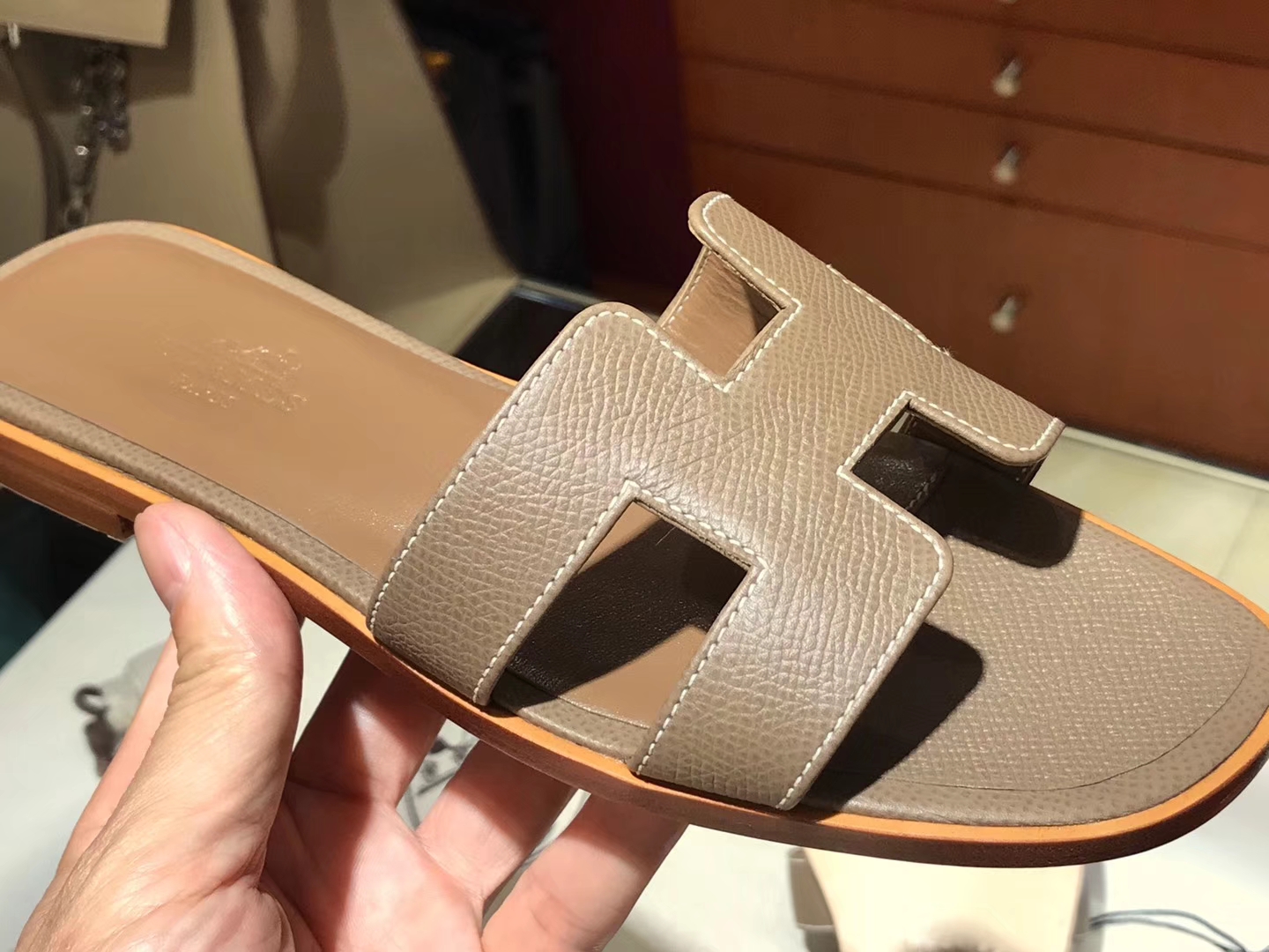 HERMES 爱马仕 H经典款拖鞋  高端订制  独家品质 大象灰