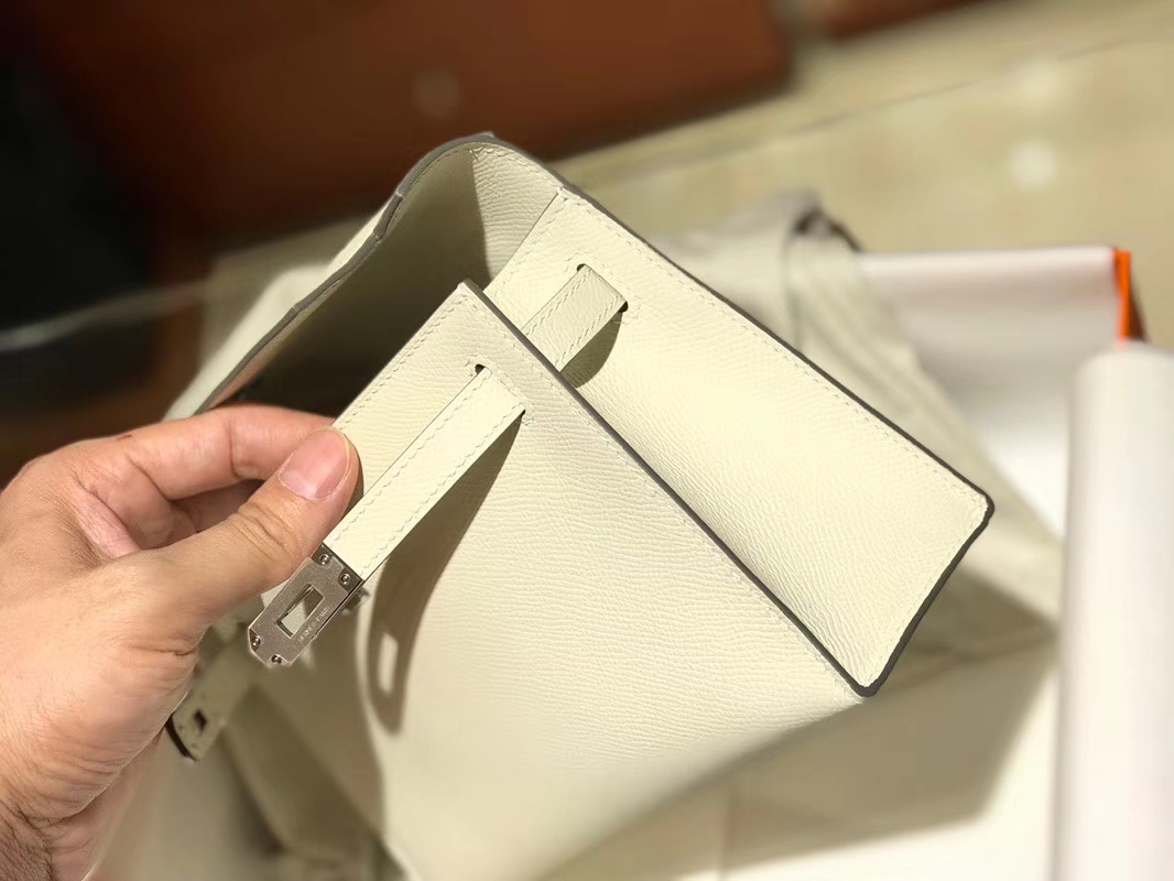 HERMES Mini Kelly 22cm 手拎包 奶昔白