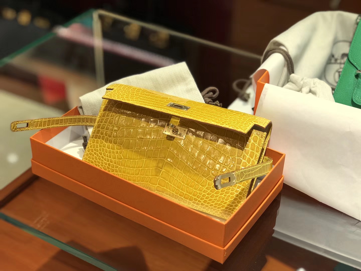 HERMES 爱马仕 Kelly Wallet 琥珀黄9D 鳄鱼