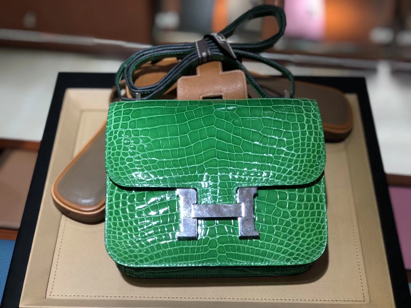 HERMES 爱马仕 空姐包 Constance  竹子绿 bambou 1k 配全套专柜原版包装