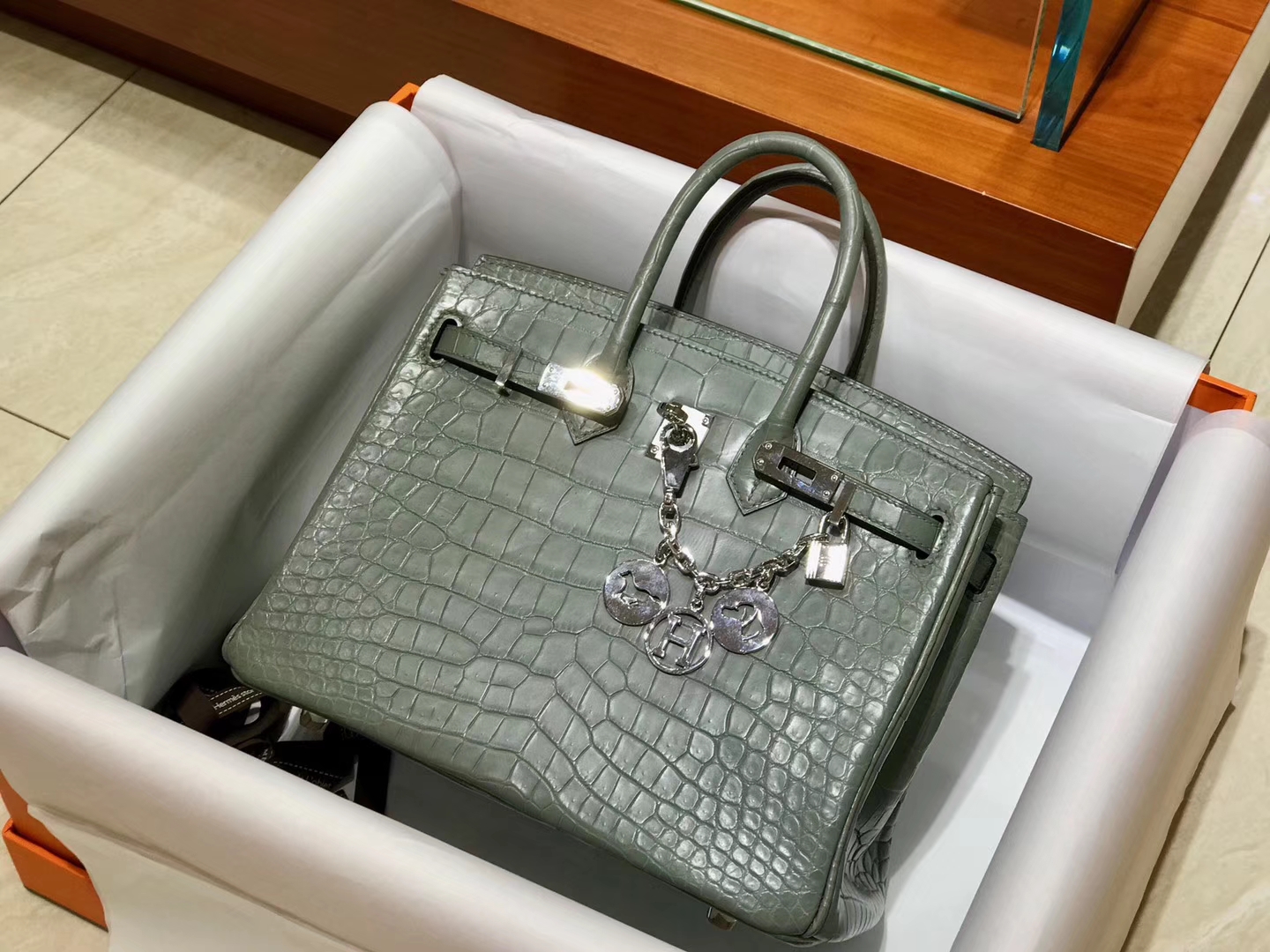 爱马仕 HERMES 铂金包 Birkin 配全套专柜原版包装 全球发售 8F 锡器灰 Etain