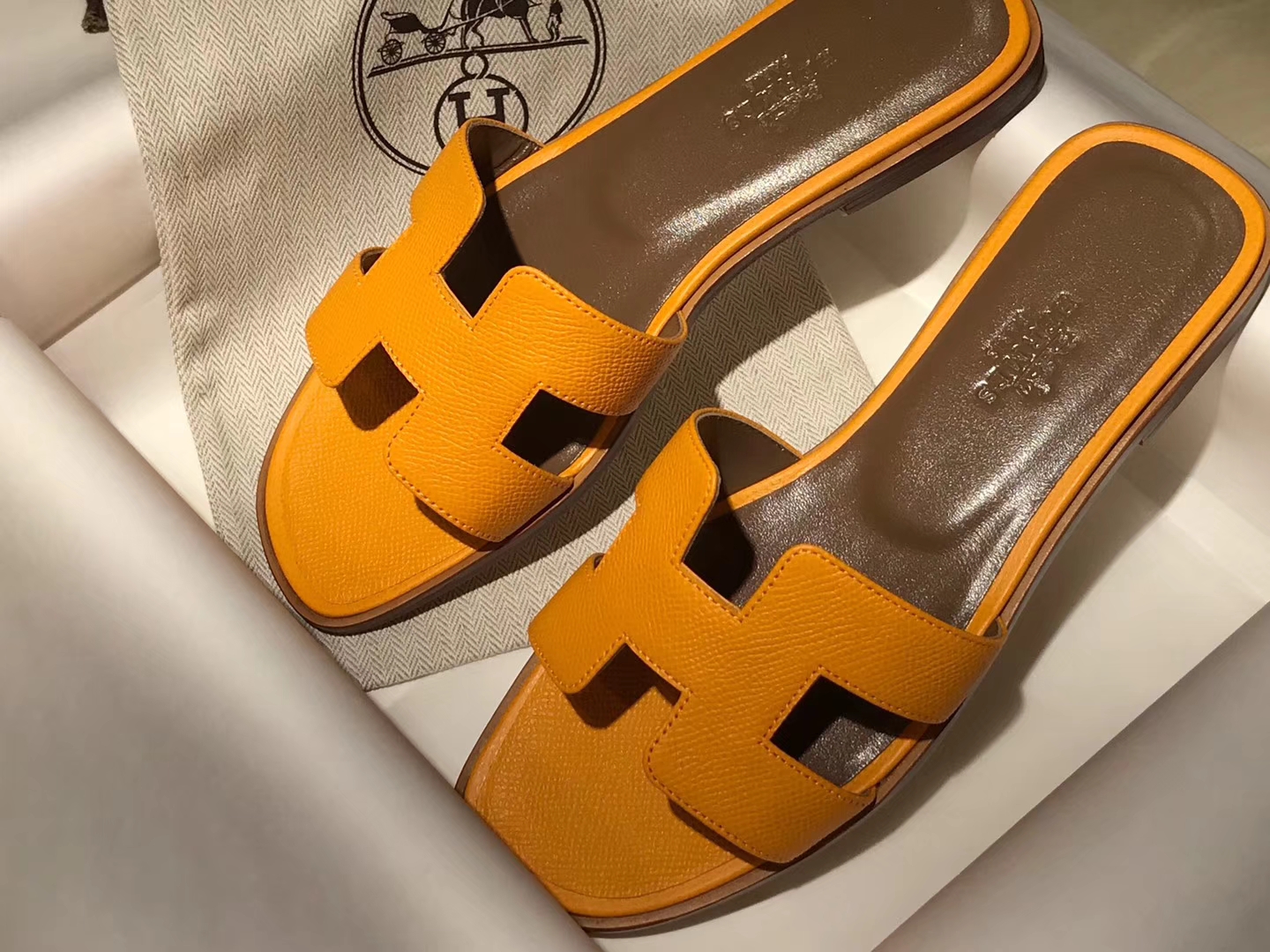HERMES 爱马仕 H经典款拖鞋  高端订制  独家品质 橙色
