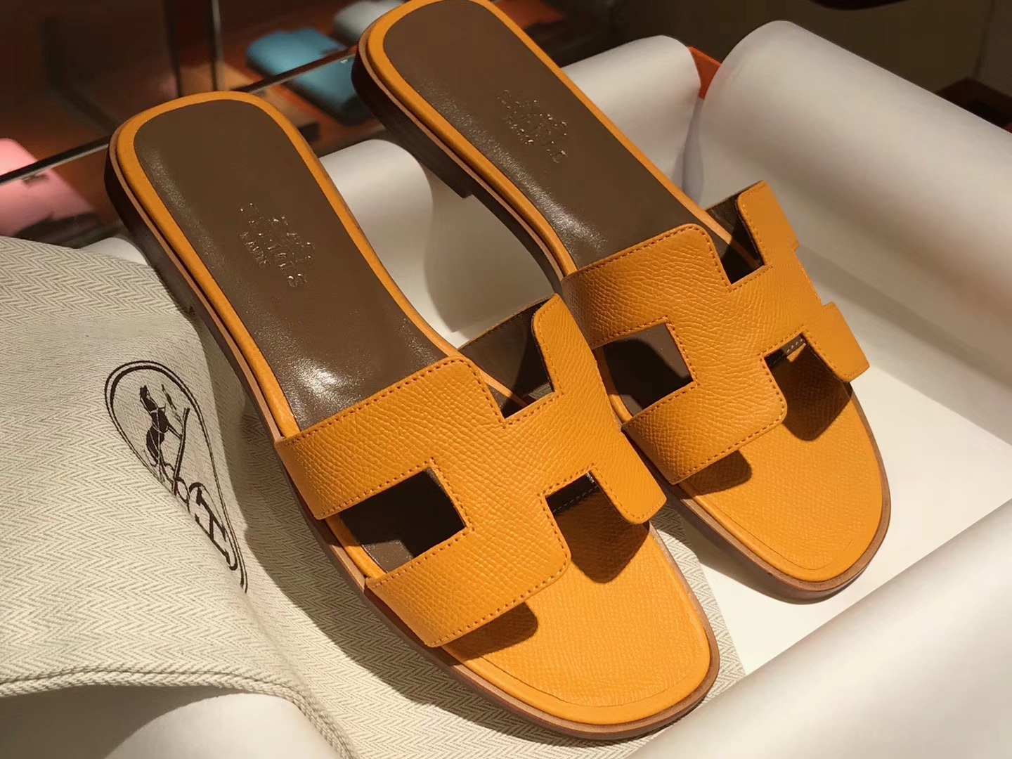 HERMES 爱马仕 H经典款拖鞋  高端订制  独家品质 橙色