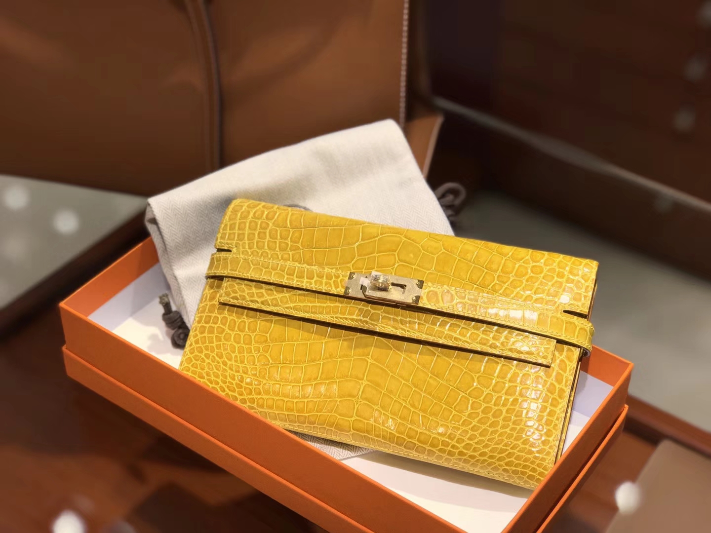 HERMES 爱马仕 Kelly Wallet 琥珀黄9D 鳄鱼