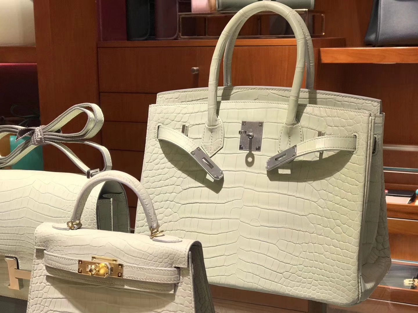铂金包 Birkin/空姐包 Constance/凯莉包 Kelly/迷你凯莉 MiniKelly 10奶昔白 Craie 金银扣