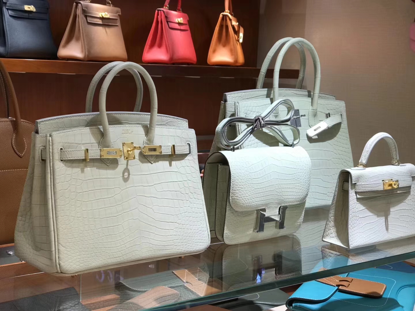 铂金包 Birkin/空姐包 Constance/凯莉包 Kelly/迷你凯莉 MiniKelly 10奶昔白 Craie 金银扣
