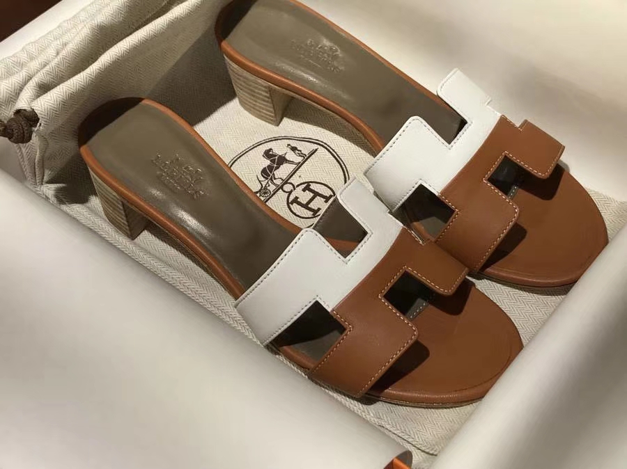 H经典中跟拖鞋  高端订制  独家品质 奶昔白拼焦糖色 35~41
