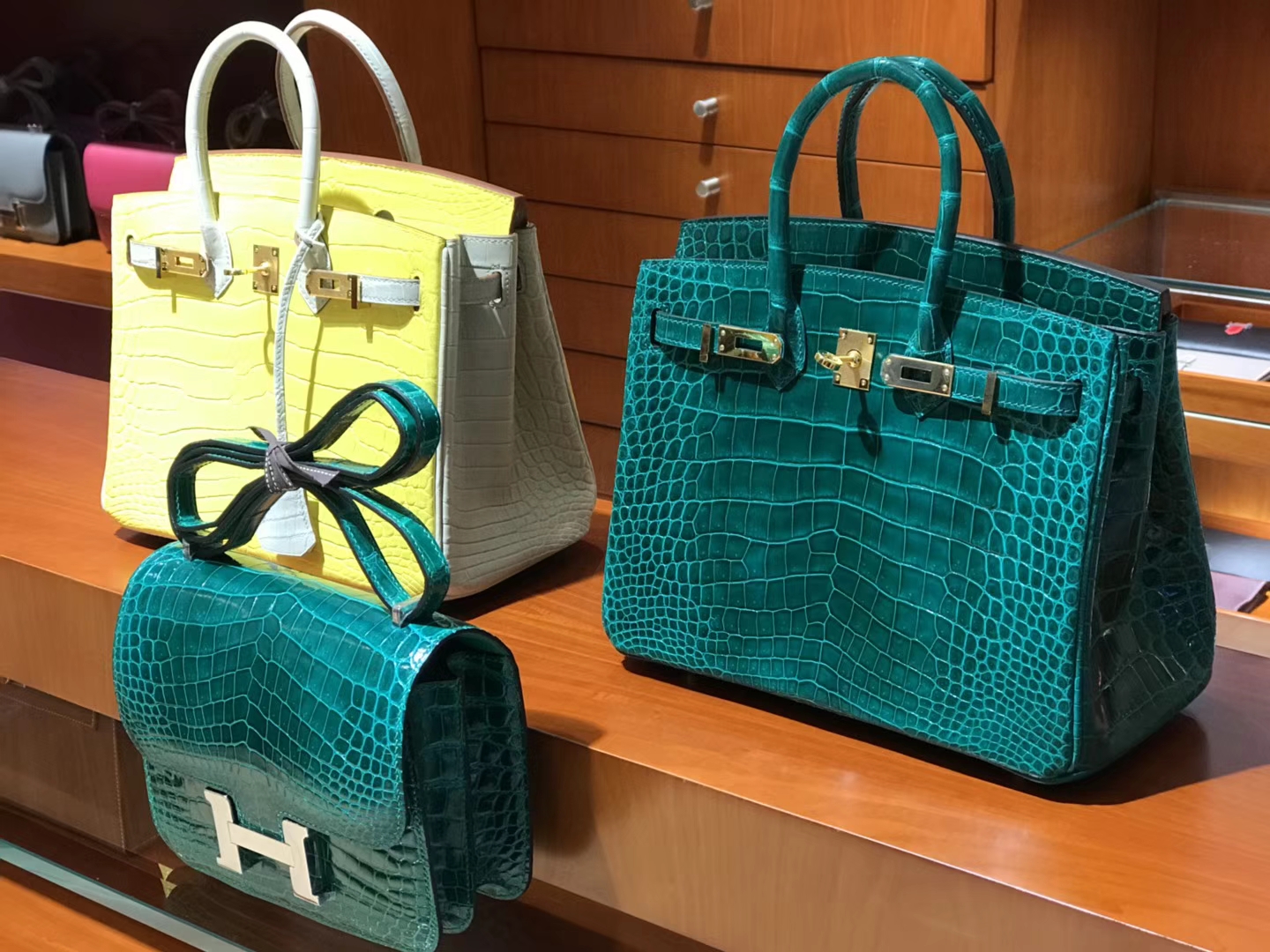HERMES 爱马仕 Birkin 25CM  金扣 雾面鳄鱼 黄色拼珍珠灰 CK67 Vert Fonce 祖母绿 进口鳄鱼皮