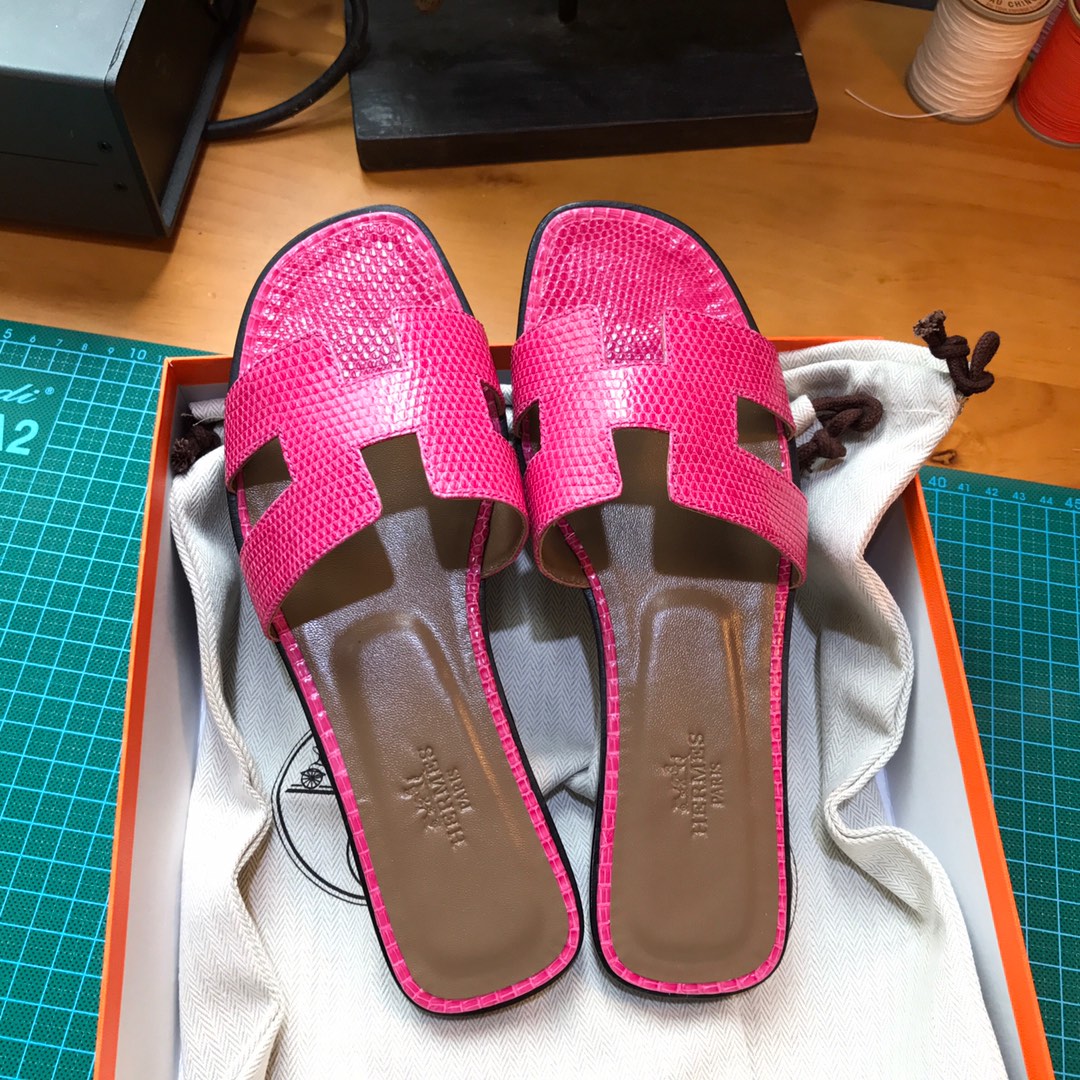 Hermes 平底拖鞋蜥蜴皮 E5 Rose Tyrien糖果粉色35-39