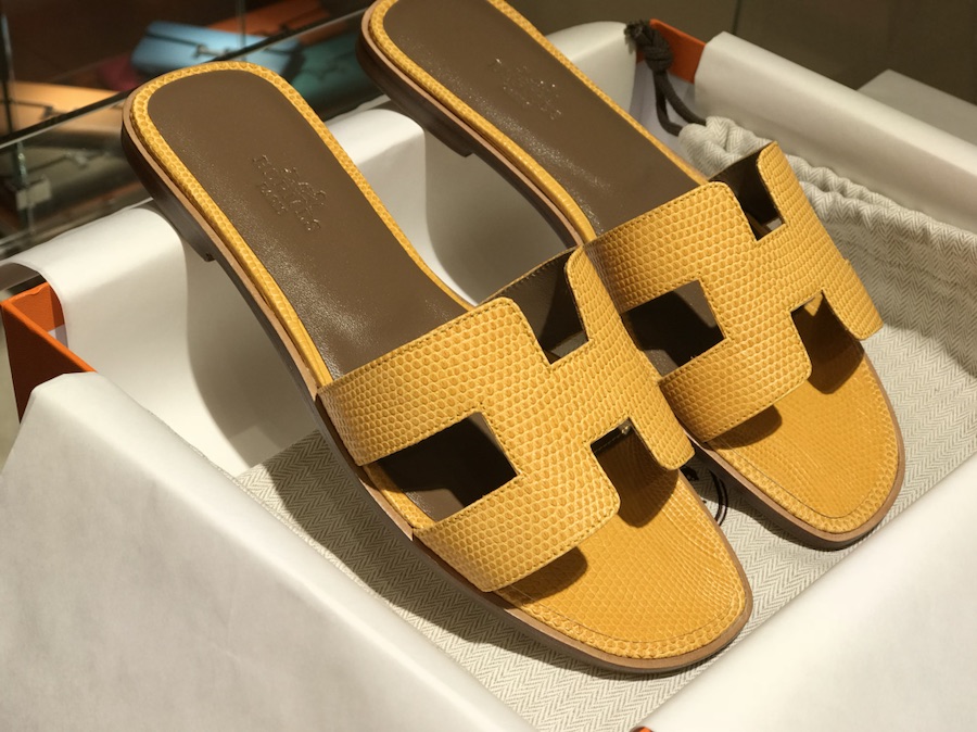 Hermes 鸵鸟皮拖鞋 意大利树羔皮底 手工缝制 太阳黄