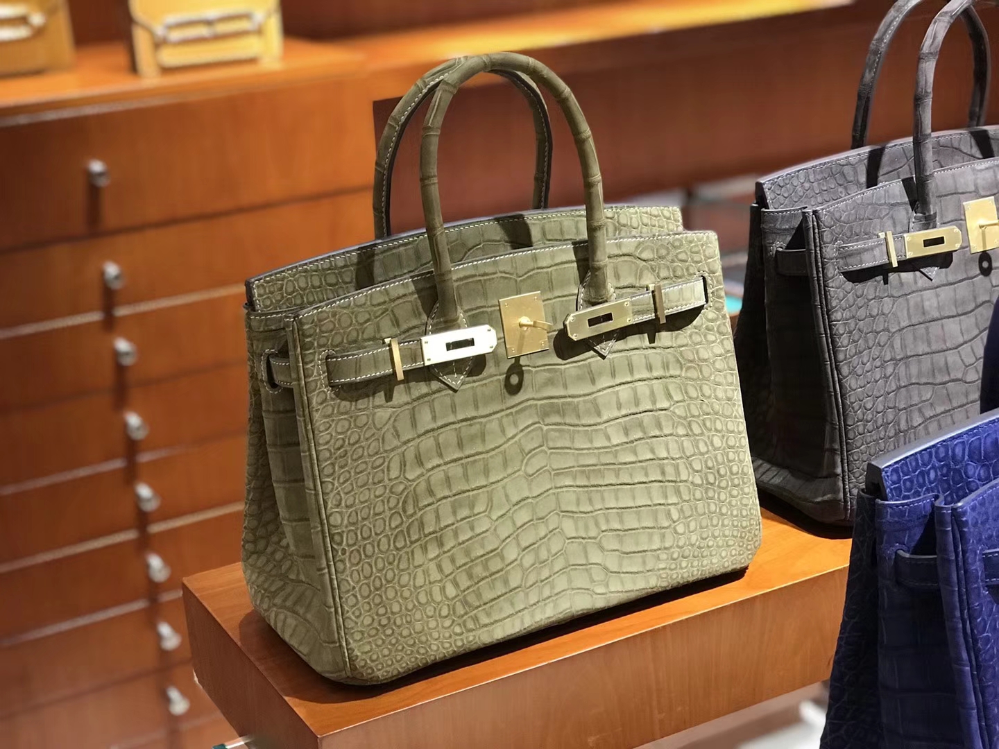 HERMES 爱马仕 铂金包 Birkin 翻毛鳄鱼皮 五金是拉丝 现货 海鸥灰
