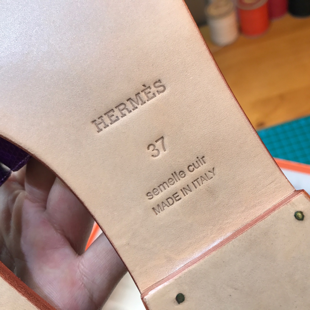 Hermes 平底拖鞋蜥蜴皮 E5 Rose Tyrien糖果粉色35-39
