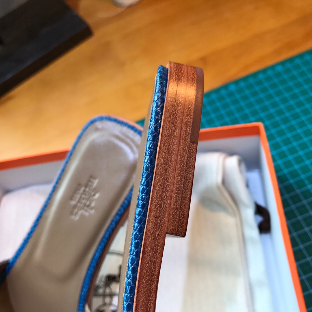 Hermes 平底拖鞋蜥蜴皮 7C Cobalt珊瑚蓝 35-39 一件代发