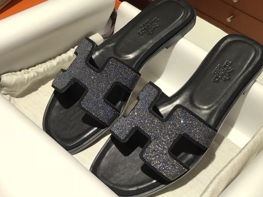 Hermes 新款细钻款拖鞋 高端订制 独家品质 黑色