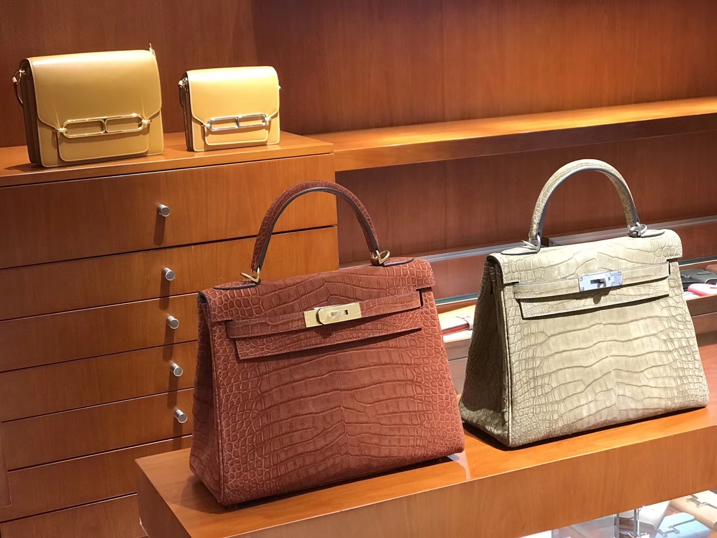 HERMES 爱马仕 凯莉包 Kelly 铂金包 Birkin 翻毛鳄鱼皮 五金是拉丝 现货