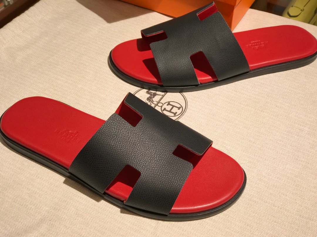 Hermes 同步专柜 男仕经典款拖鞋 Epsom leather 意大利树羔皮底 黑红