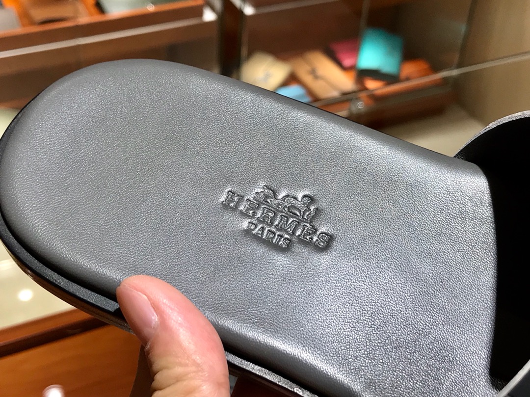 Hermes 鳄鱼皮男拖鞋 Crocodile leather  意大利树羔皮底 石墨灰