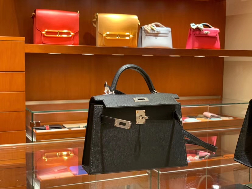 HERMES 爱马仕 Kelly 20cm 凯利二代 山羊皮 黑色 金扣