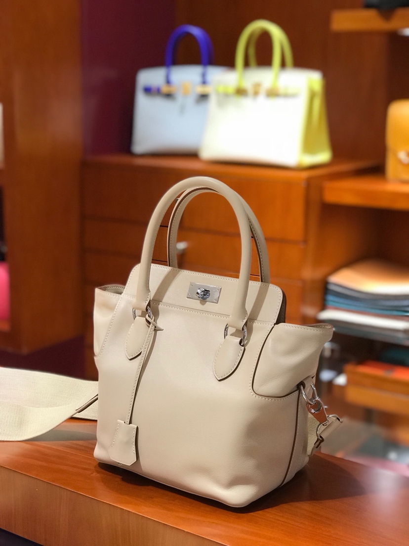 HERMES 爱马仕 专柜新款 Toolbox Swift 牛奶盒 20cm 风衣灰